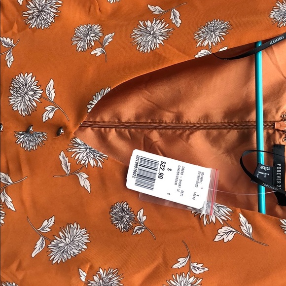 New dress from forever 21 with tags - Picture 3 of 3
